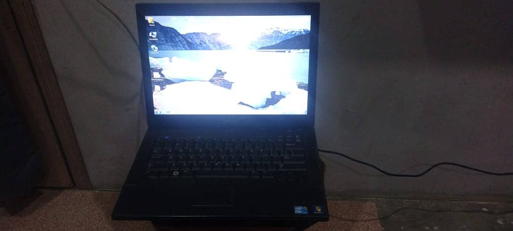 Dell lapto lattitude 1