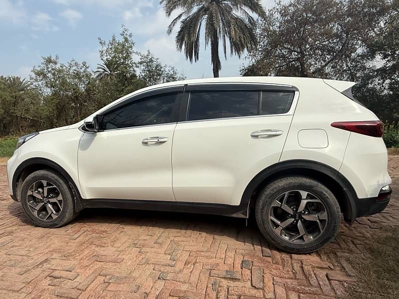 KIA Sportage 2022 4