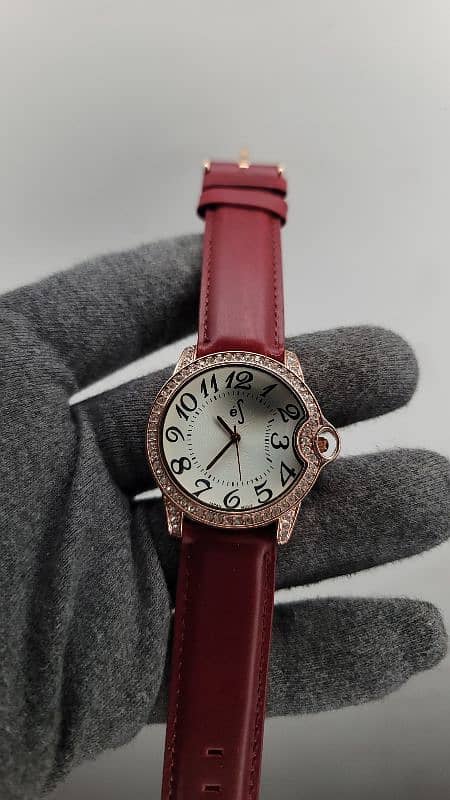 ORIGINAL LADIES and Gents WATCHES AVAILABLE ON SALE 14