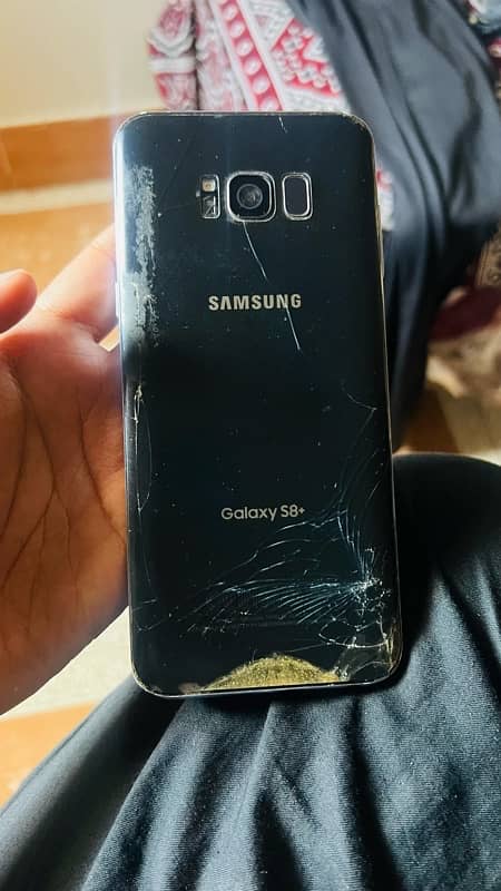 Galaxay S8 Plus for sell 3