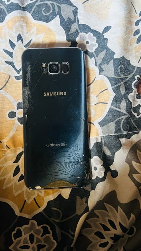 Galaxay S8 Plus for sell 4