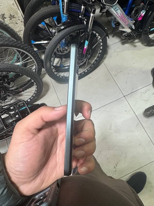 vivo y17s 6 128 alpine green color urgent sale 4