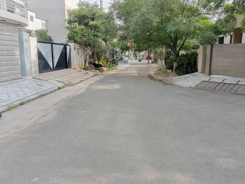 House For Sale In PCSIR Phase 2 Near Shaukat Khanum Hospital 28