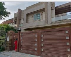 1 Kanal Luxurious House For Sale In Lahore