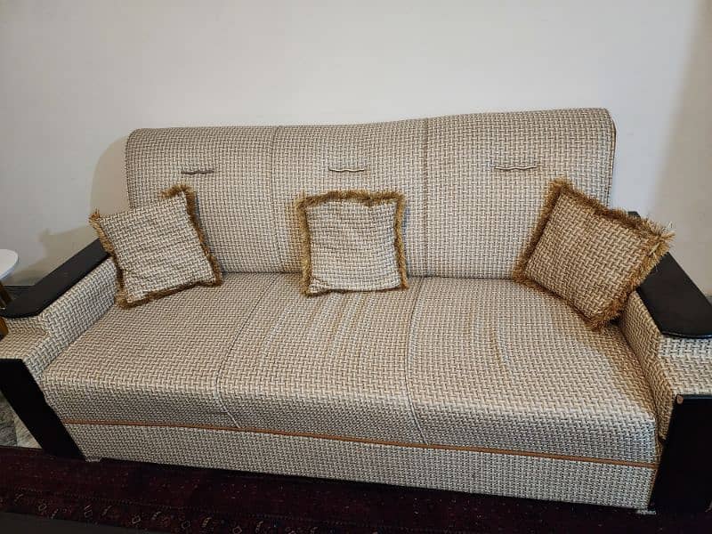 7 seater Sofa Set with centre and side tables 0