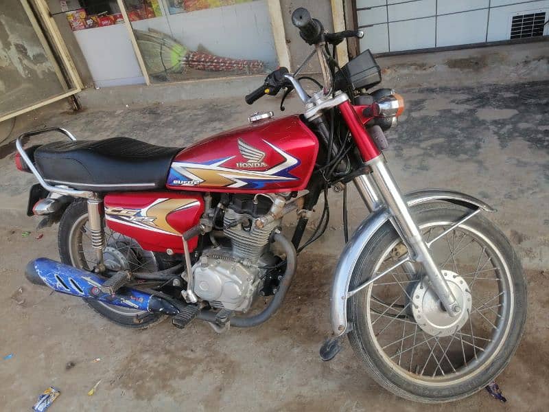 Honda 125 for sale red color 1