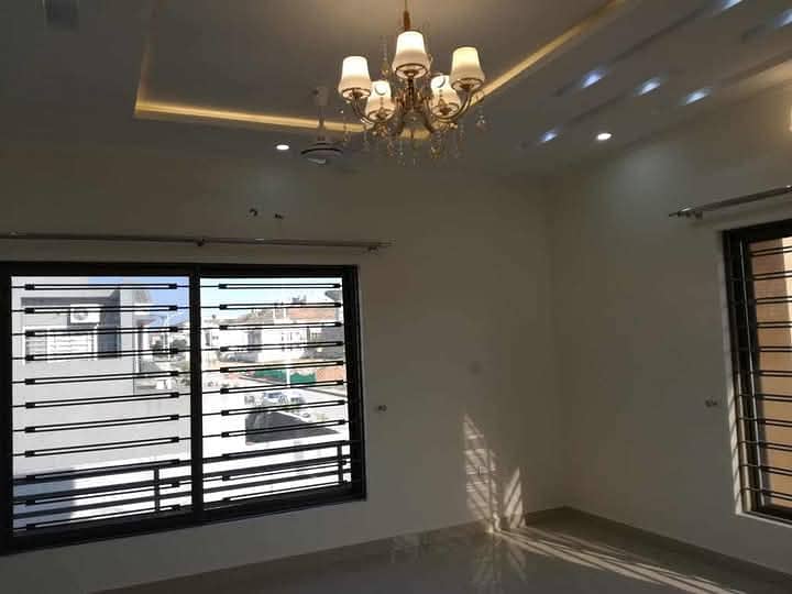 Brand new beautifull upper portion for Rent Available ground floor lock 4