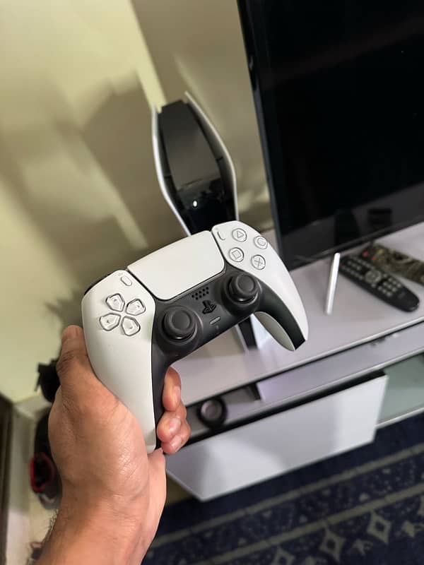 Playstation 5 slim 1