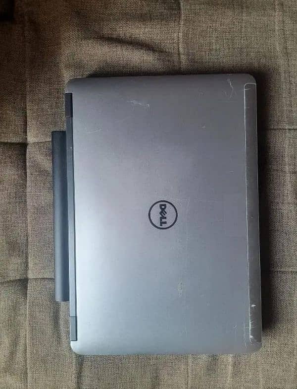 FOR SALE: Dell E6440 Laptop - Great Condition (Minor Cosmetic Issue) 3