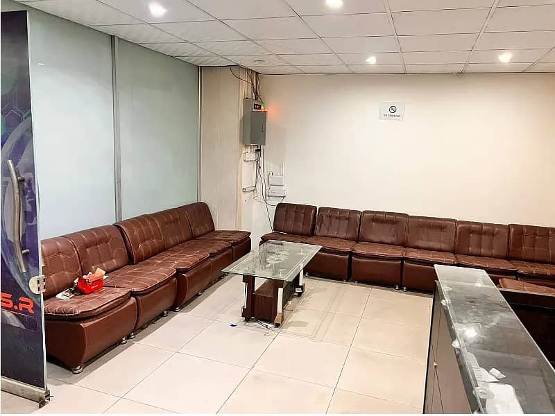 Area 1800 Square Feet Corporate Office Available For Rent On Reasonable Rent Gulberg 3 Lahore 9