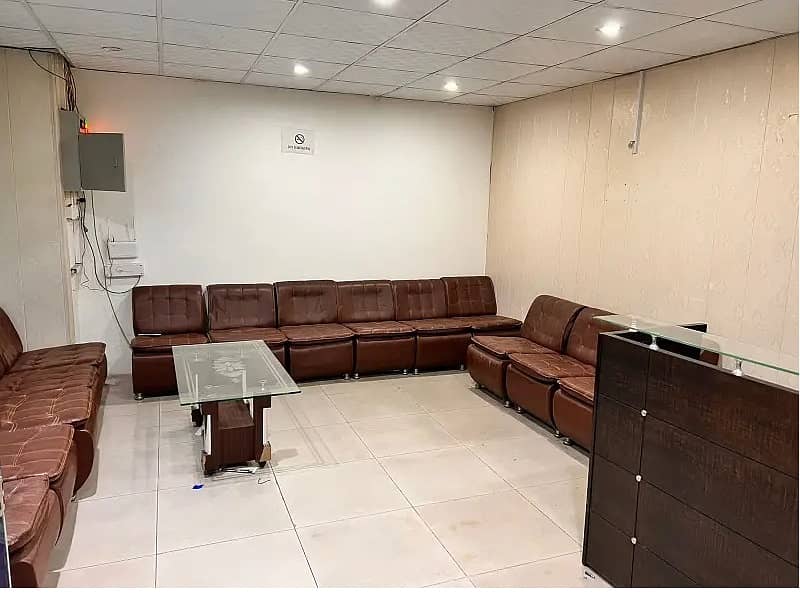 Area 1800 Square Feet Corporate Office Available For Rent On Reasonable Rent Gulberg 3 Lahore 12