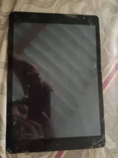 ipad 8th genration 128GB touch break hy butt all work hy touch