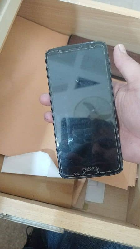 Moto g6 4/64gb official aproved 4