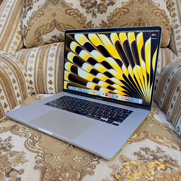 MacBook Pro 2019 CTO Model 16inch Retina Display 0