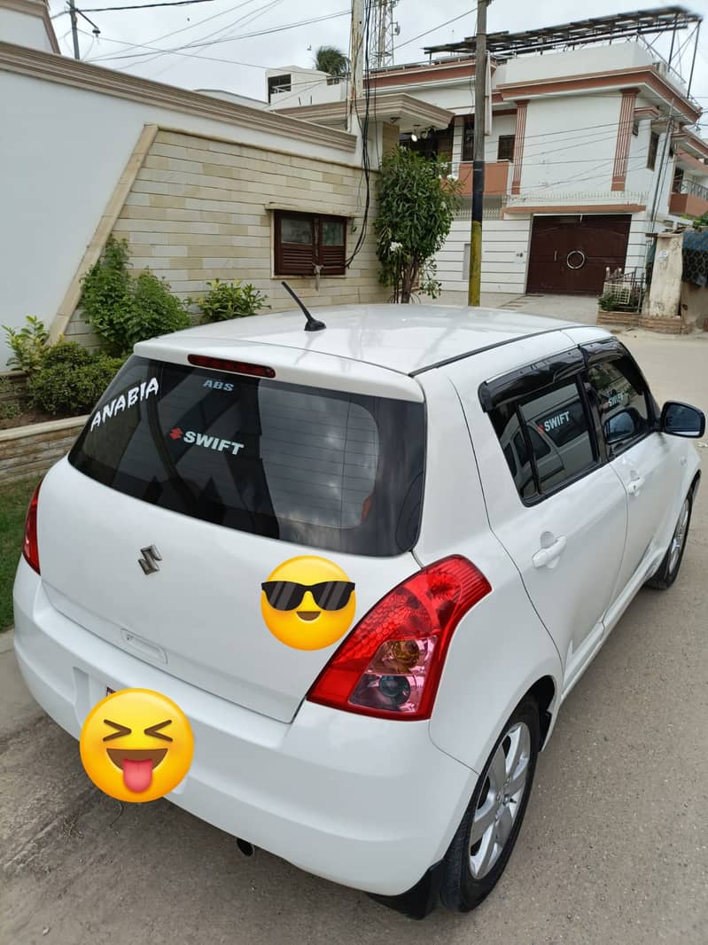 Suzuki Swift Model 2014(Automatic) 5