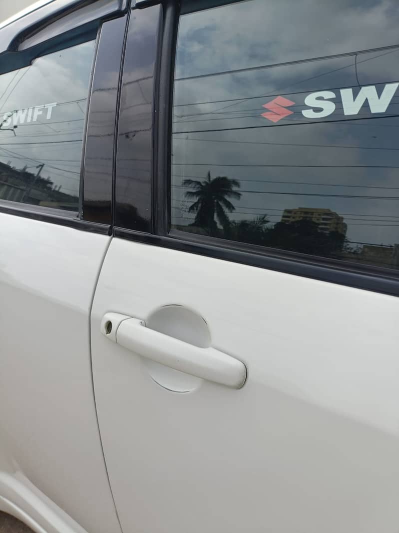 Suzuki Swift Model 2014(Automatic) 10