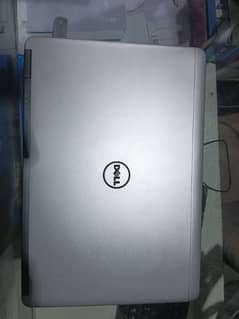 Dell latitude E 7440