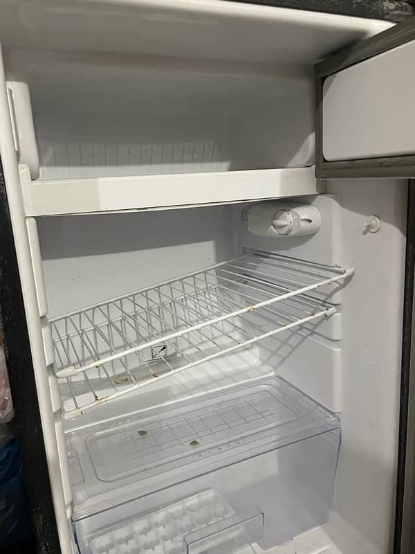 Dawlance company fridge 1