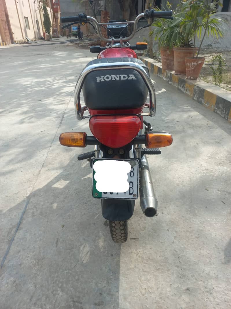 Honda 70 2018 2