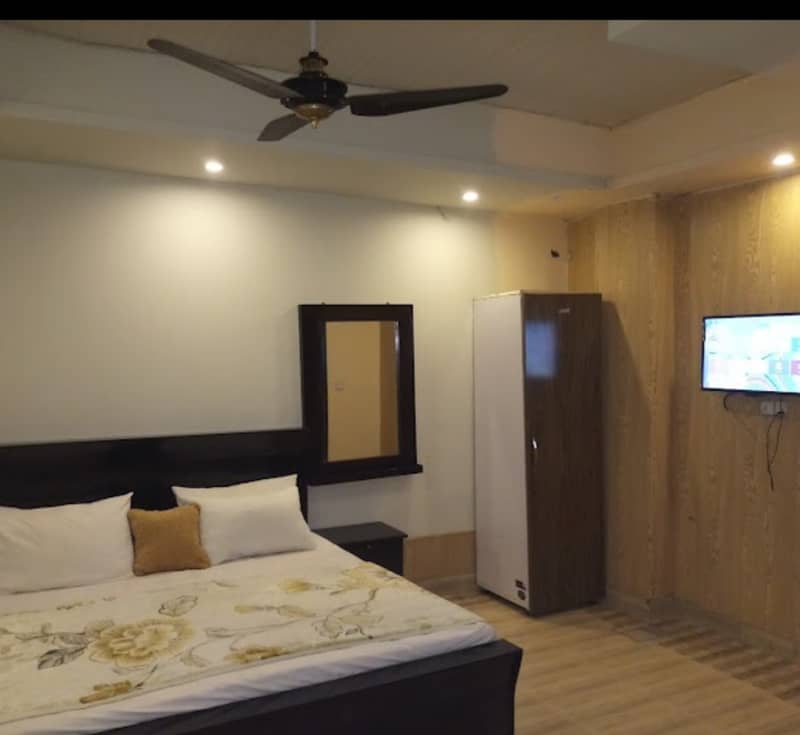 100% commercial Running business 16 furnished room best for hotel guest house clinic etc 8