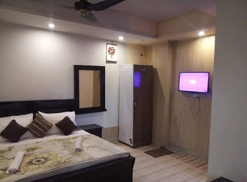 100% commercial Running business 16 furnished room best for hotel guest house clinic etc 12