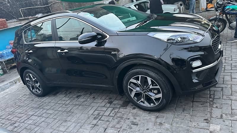 KIA Sportage 2023 5