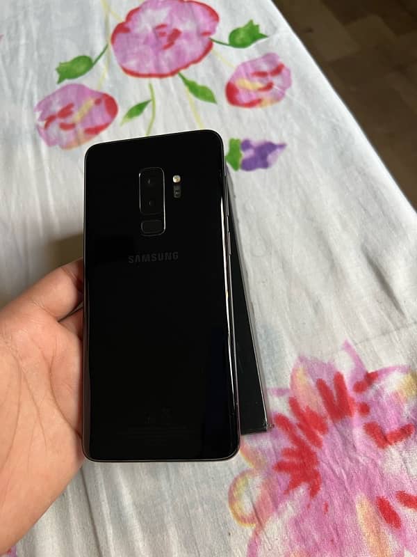 SAMSUNG S9 PLUS 0