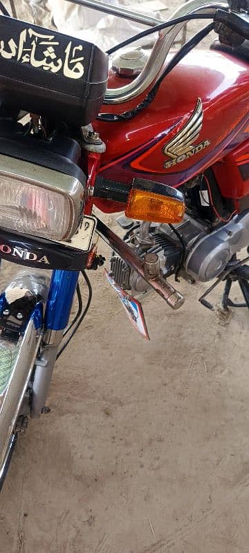 Good condition 100℅ original Honda 70cc bike for sail 10