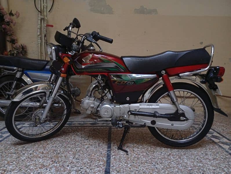 Honda CD 70 In brand new condition genuine10/10 2022 model first owner 0