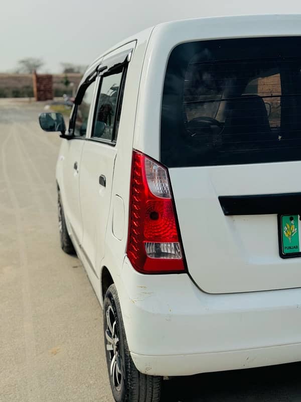 Suzuki Wagon R 2018 6