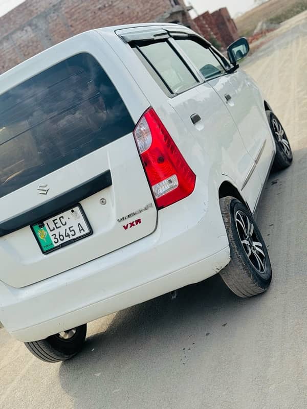 Suzuki Wagon R 2018 8