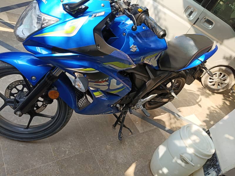 Suzuki Gixxer 150 SF 4