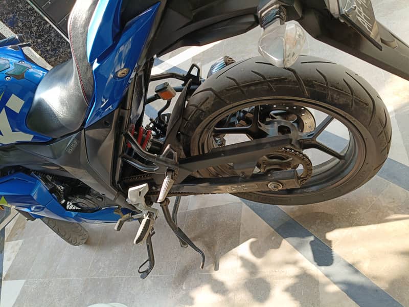 Suzuki Gixxer 150 SF 6