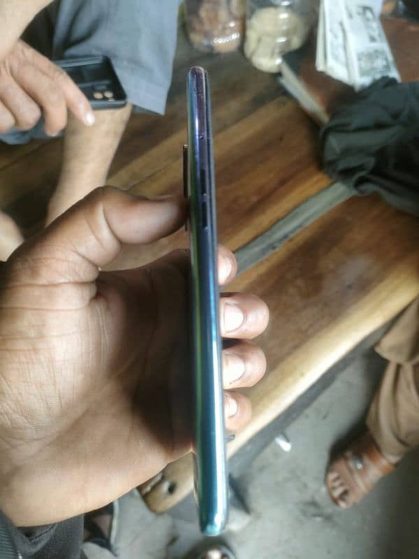 oppo f19 pro 8/128/4GB extensible ful okay phone hai no any fault 1