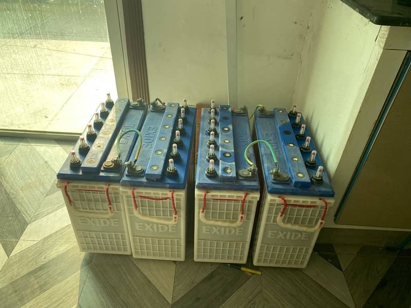 solar inverter+ 4 batteries 8