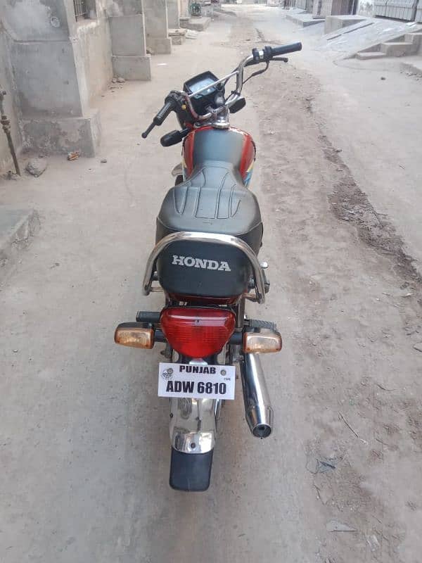 Honda CD 70 2021 03034368440 4