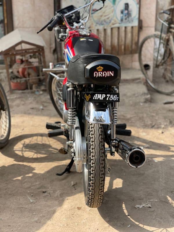 Honda 125 brand new condition 1