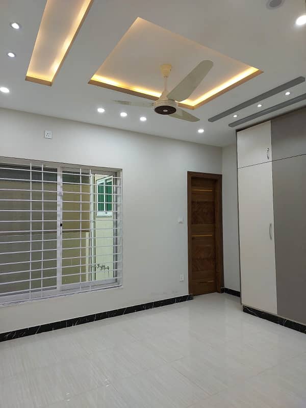 7 MARLA DOUBLE UNIT BRAND NEW HOUSE FOR SALE IN BAHRIA TOWN RAWALPINDI 10