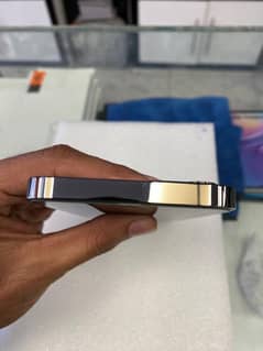 iphone 12 pro 256gb nonpta 9/10