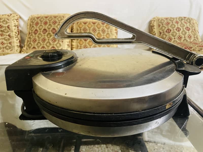 Roti maker with non stick surface -perfect for healthy cooking! 1