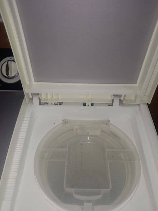 Kenwood dual tub washer dryer just like new 03008125456 5