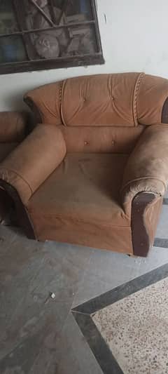 5 seater sofa and Dewan for sale