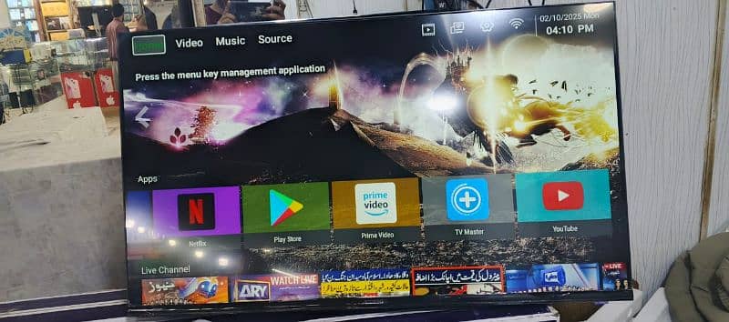 43" INCH SMART UHD WIFI LED TV. BRAND NEW TV 1