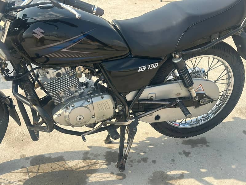 Suzuki gs 150 2015 model very good condition 1