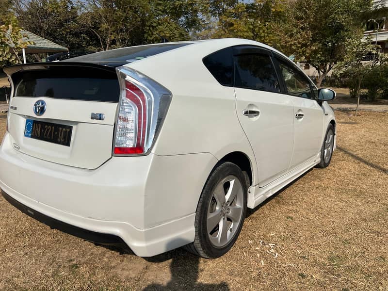 Toyota Prius G 2014 2