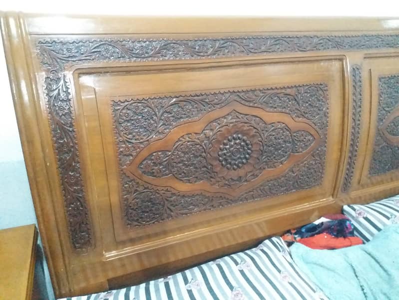 Bed Set For Sale (Wooden) Good Condition 0