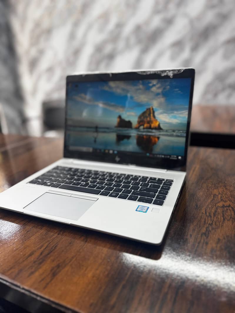 Hp elitebook laptop core i5 8th generation 1