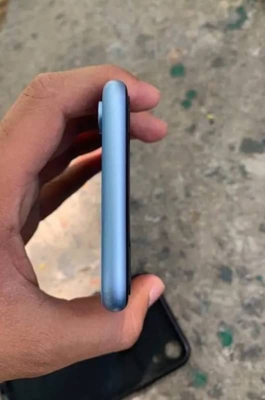 Iphone XR 64gb PTA approved 3