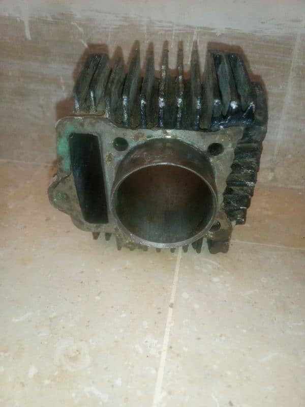 Honda 100cc head 1