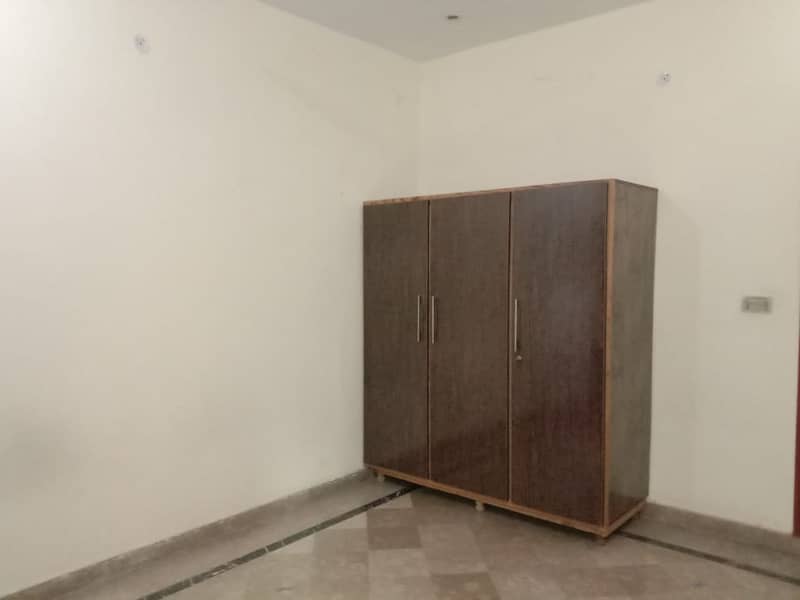 10MARLA MARBLE FLOORING LOWER PORTION FOR RENT IN ALLAMA IQBAL TOWN 3